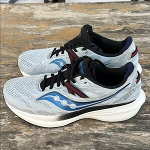 Saucony Triumph 20 Men's Size 10.5